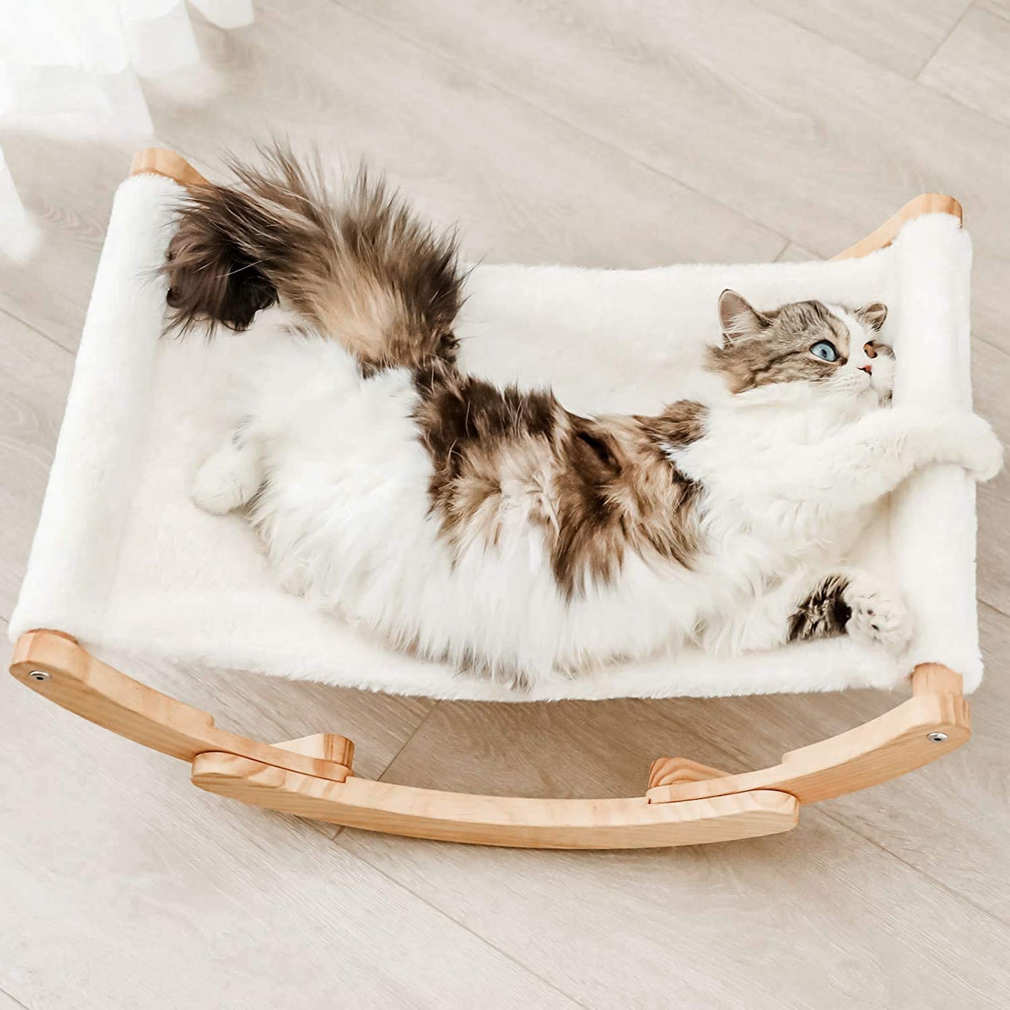 "Feline Fly Zone: The Purr-fect Moon Swing for Your Cat's Luxury Napping Experience!"