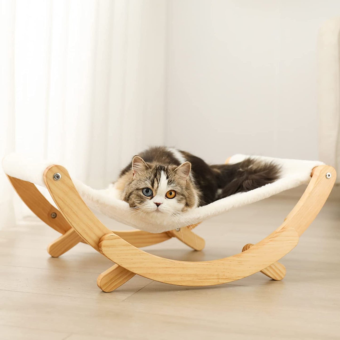 "Feline Fly Zone: The Purr-fect Moon Swing for Your Cat's Luxury Napping Experience!"